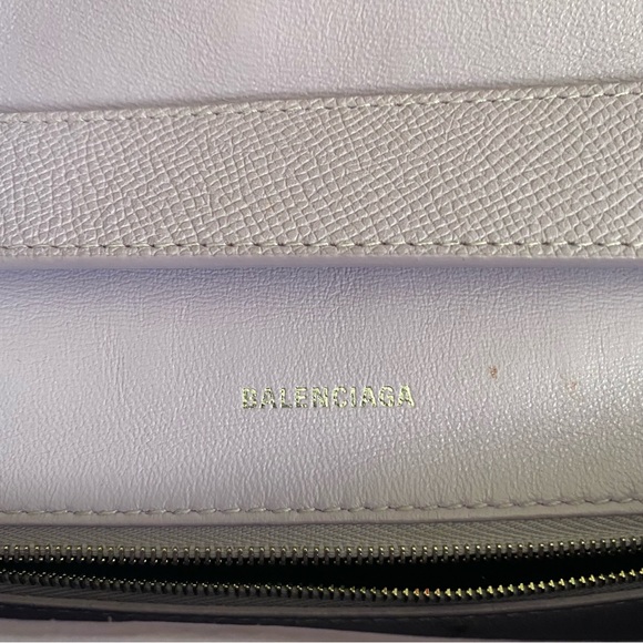 AUTH BALENCIAGA Hourglass Downtown Lilac Shoulder Bag crossbody - Picture 11 of 13